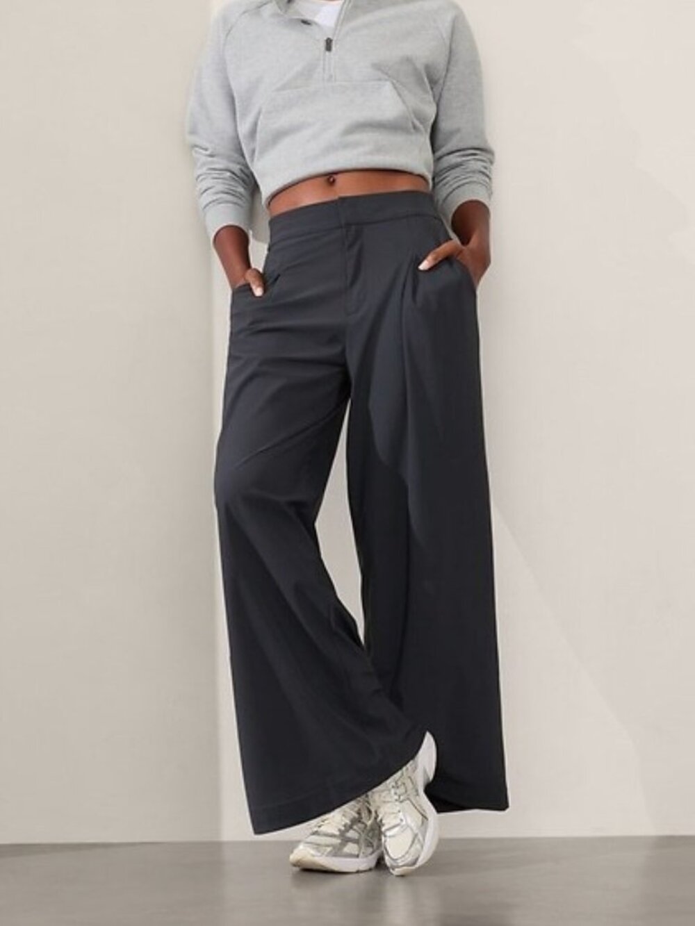 NWOT ATHLETA Pinnacle Wide Leg High Rise Trouser Pants 10 Black Sand/Dark Grey